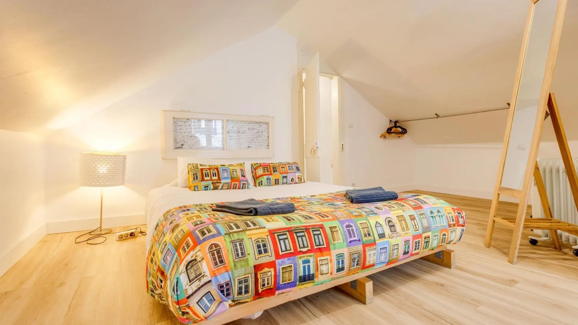 Bairro Alto Window - Cozy Spot In A Buzzing Locale Appartement Lissabon