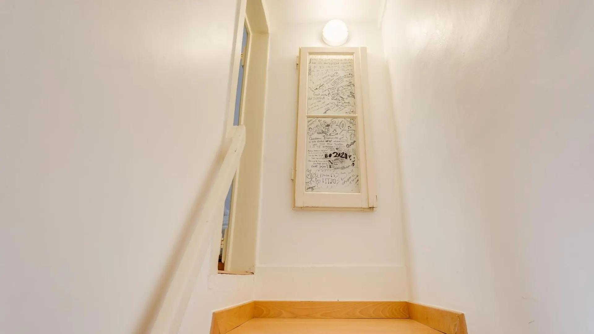 Bairro Alto Window - Cozy Spot In A Buzzing Locale Appartement Lissabon